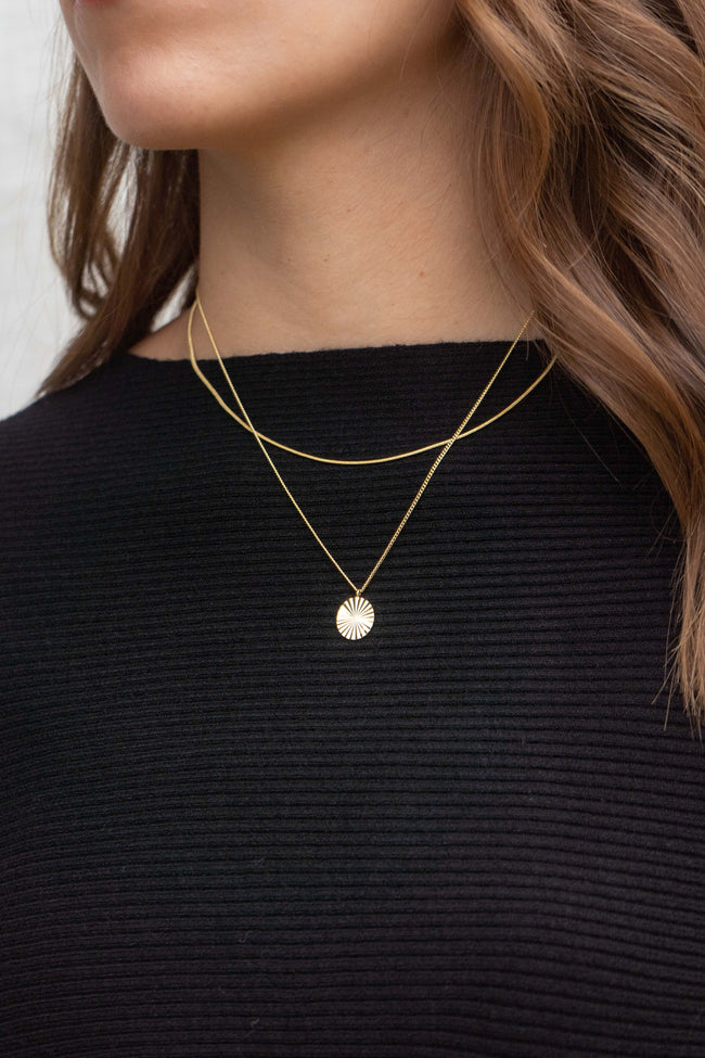 Shining Circle Layered Necklace